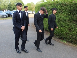 YR11 Prom 2025 - Arrivals